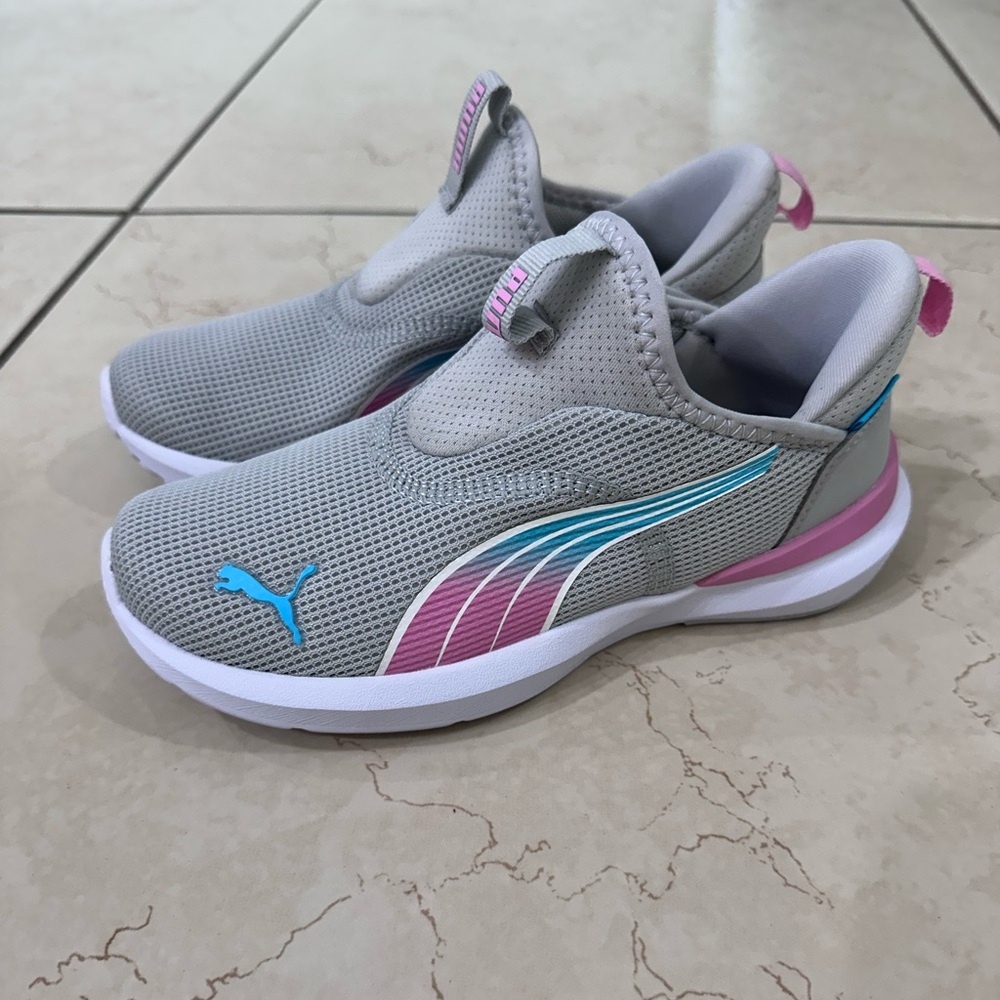 NEW Puma Kids Sneakers in Gray with Pink and Blue Accents